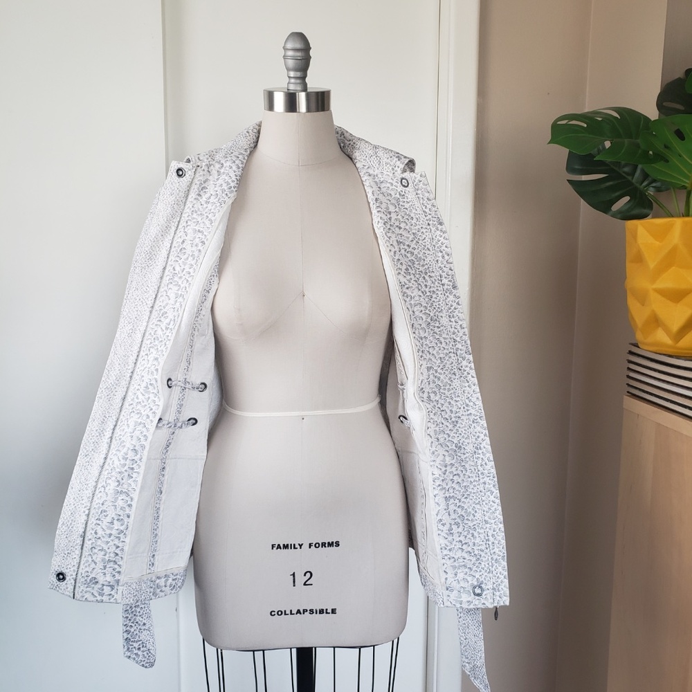 Metallic Python Utility Jacket Size 8/10! - image 8